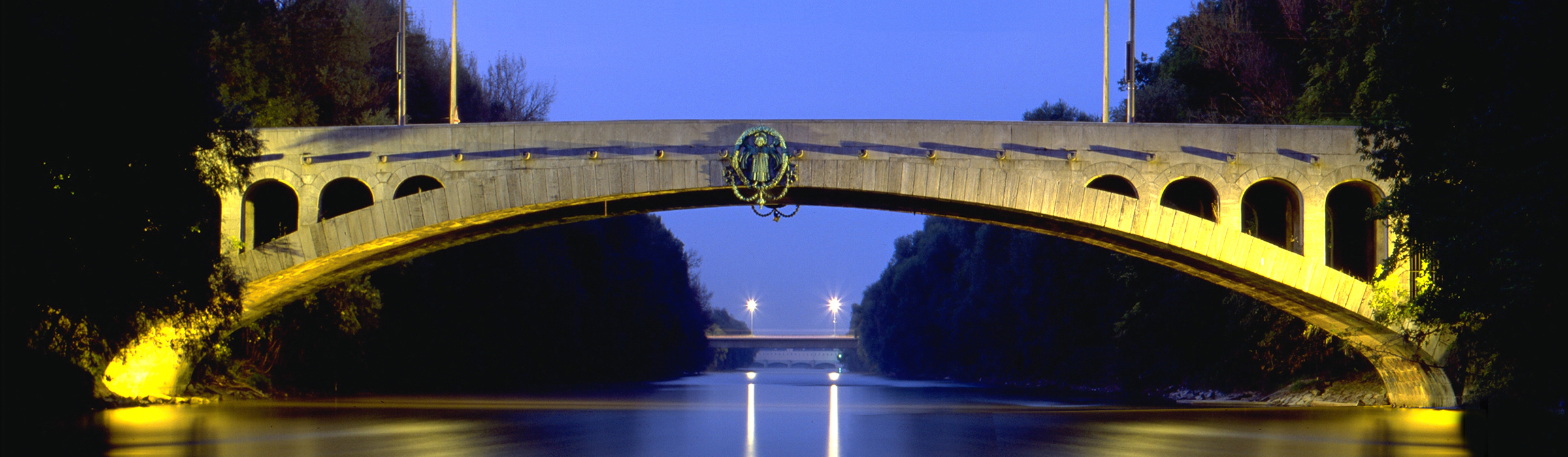 Other Montagen München Brücke 1